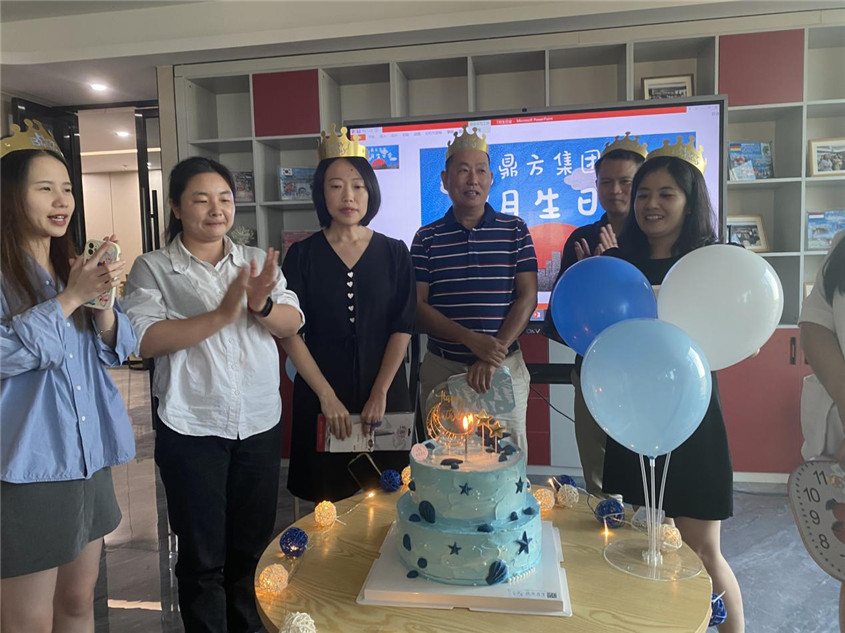 快乐之蓝，，，，，最先绽放